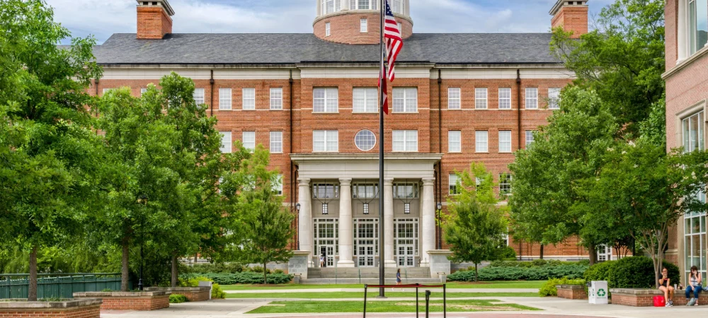 Acronis announces new #TeamUp partnership with University of Georgia Athletic Association